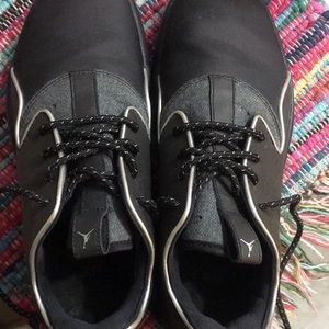 Size 7 women’s shoes